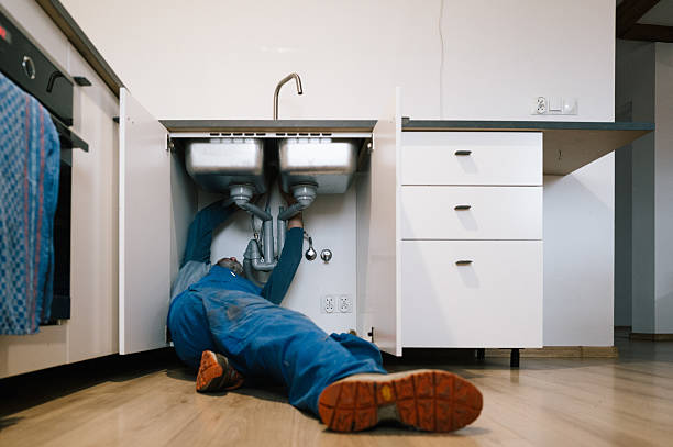 Professional Emergency Plumber technician working in Burlington, OH